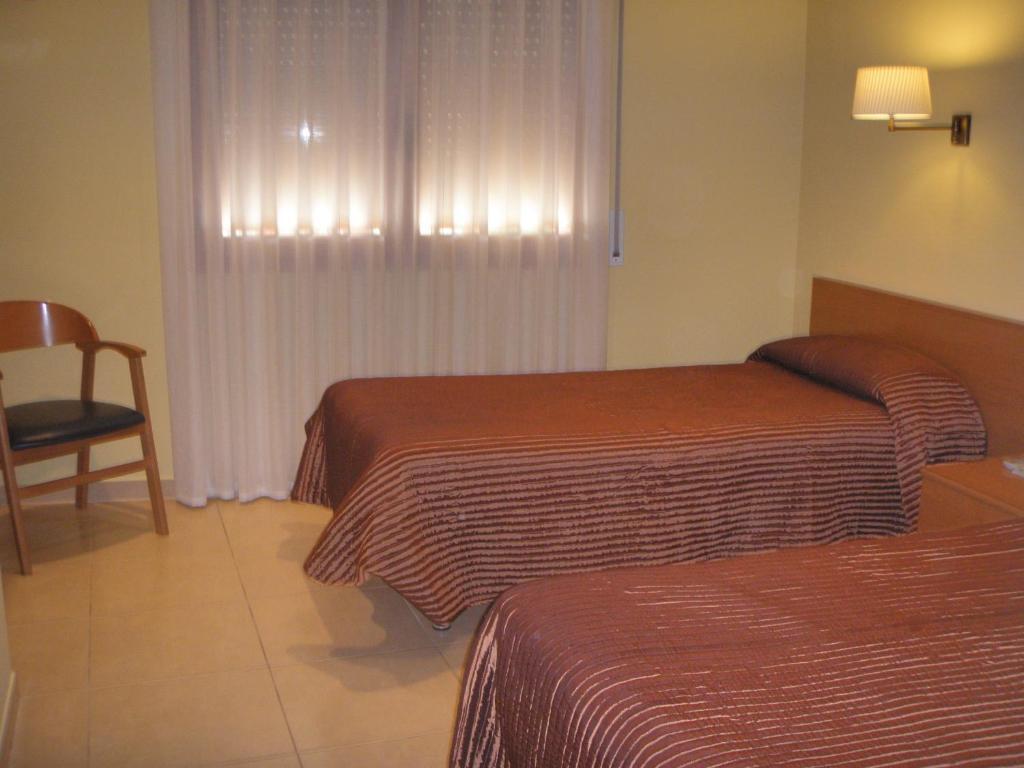 Hostal Mallorquines Riudarenes Δωμάτιο φωτογραφία